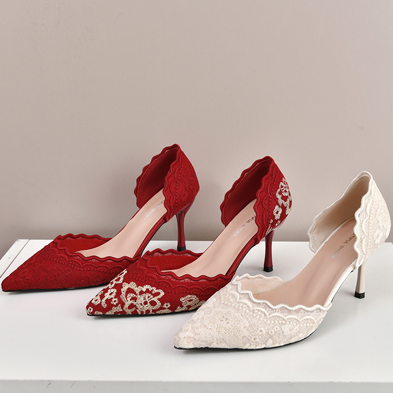 Embroidery In The Piece - Sepatu Pengantin Wanita Hak Tinggi Bordir