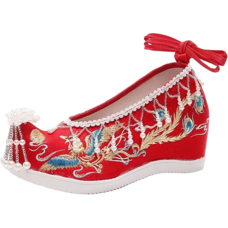 Embroidery Style - Sepatu Pengantin Wanita Merah Baru dengan
