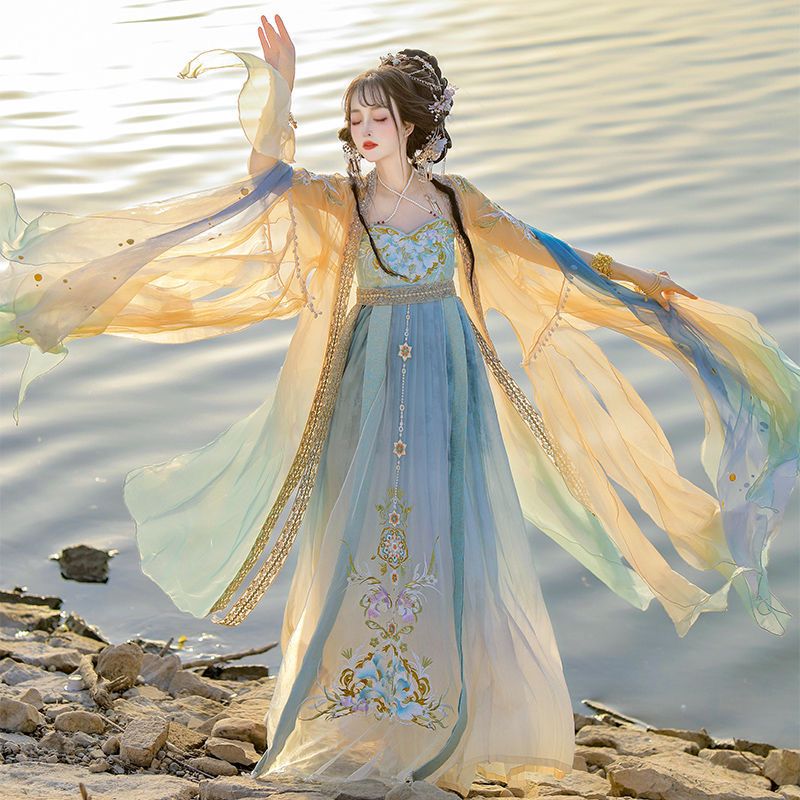 Embroidery Yellow - Gaun Hanfu Cina Wanita Bordir Tradisional