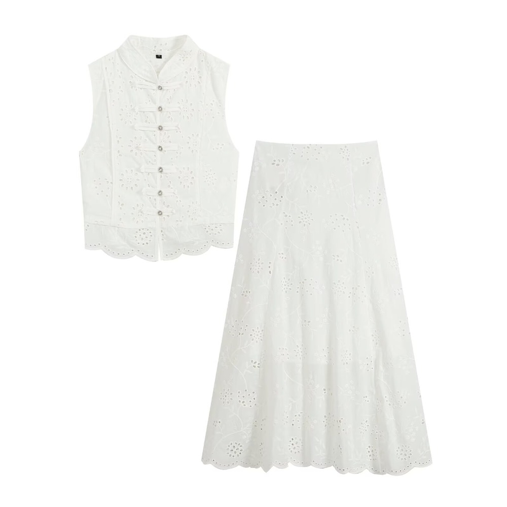 Set Rok Bordir Wanita Warna Pu - Embroidery Eyelet ulasan dan harga