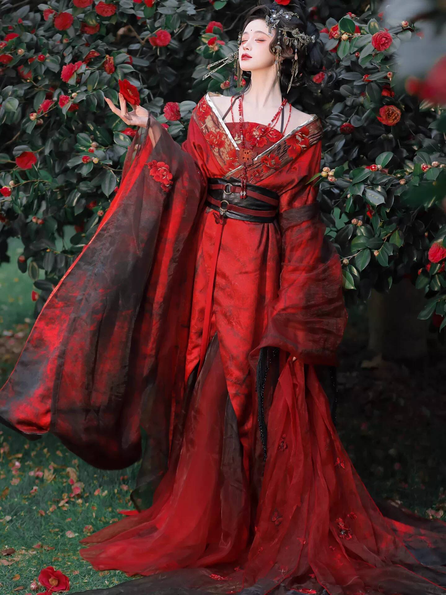 Hanfu Merah Datura Baru untuk  - Embroidery Style ulasan dan harga