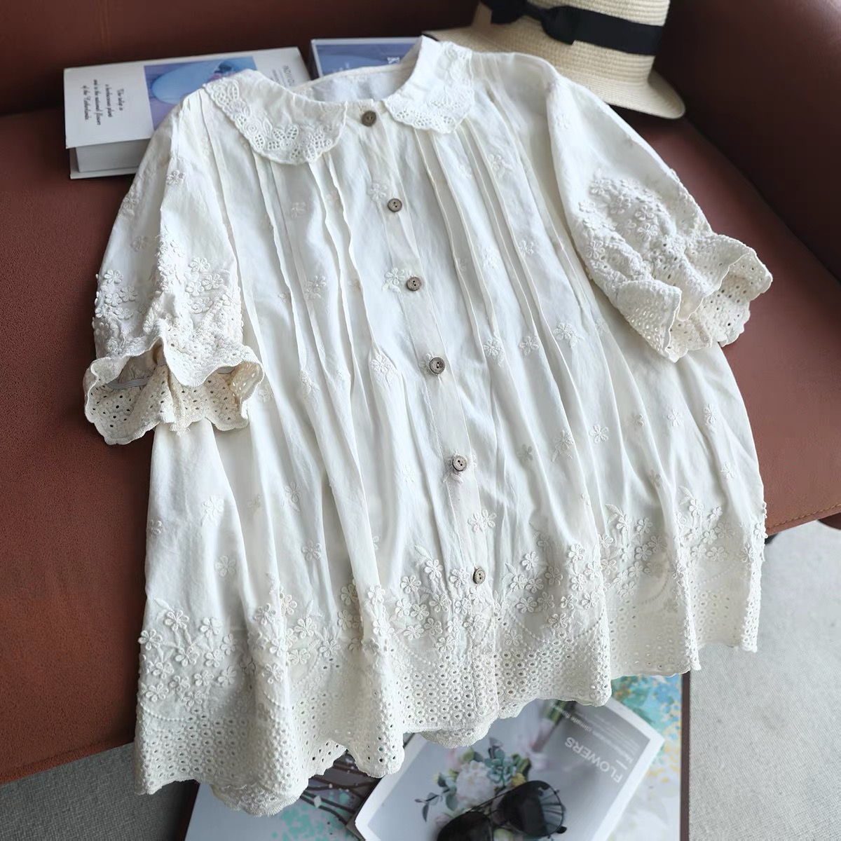 Blus Wanita 2026 dengan Kerah  - Embroidery Eyelet ulasan dan harga