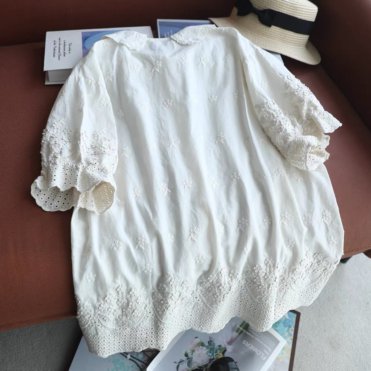 Blus Wanita 2026 dengan Kerah  - Embroidery Eyelet ulasan dan harga